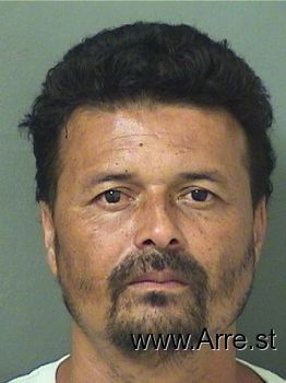 Luis A Figueroa Mugshot