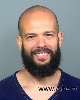 Luis A Rosario Mugshot