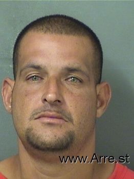 Luis A Torres Mugshot