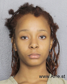 Lynnette Fany Davis Mugshot