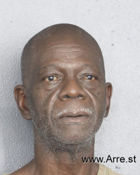 Marcus  Holmes Mugshot