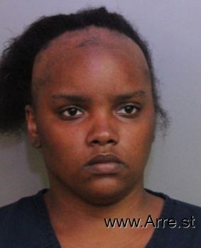 Marlonda Denae Brown Mugshot