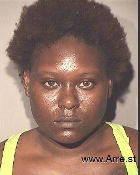 Marquisia Naic0le White Mugshot