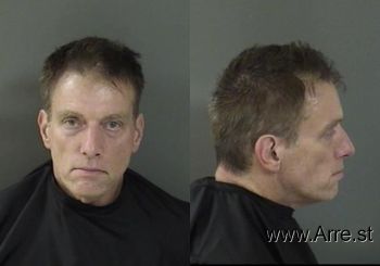 Michael  Burns Mugshot