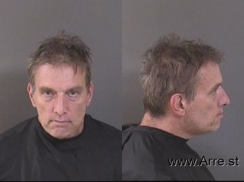 Michael  Burns Mugshot