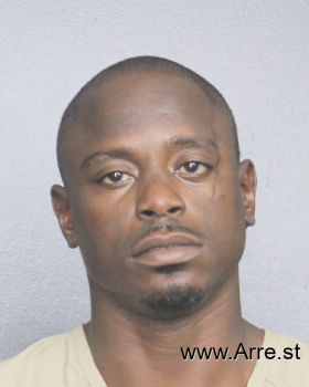 Michael Tyrone Bush Mugshot