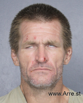 Michael  Lynch Mugshot