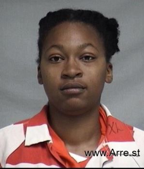 Monique Capri Hunt Mugshot