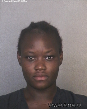 Nikia Yashone Smith Mugshot