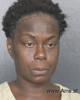 Nicole Yolanda Johnson Mugshot