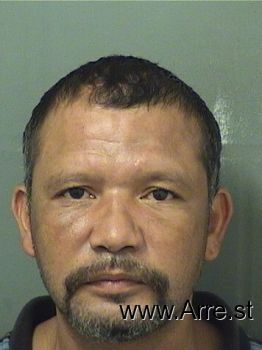 Osbaldo R Gonzalez Mugshot