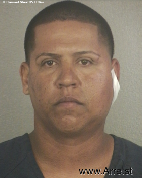 Ramon  Santiagorodriguez Mugshot