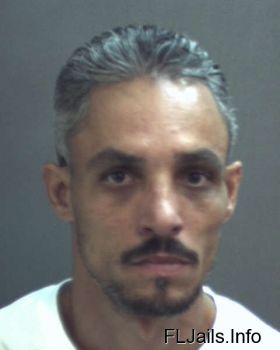 Roberto  Diaz Mugshot