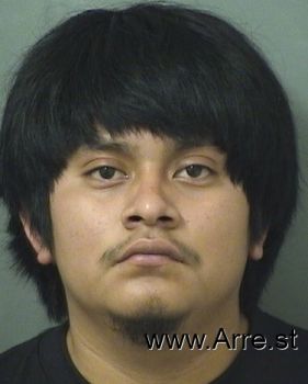 Roberto Andres Tomas Mugshot