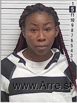 Raven Danielle Robinson Mugshot