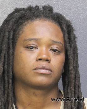 Raven Darivia Wallace Mugshot