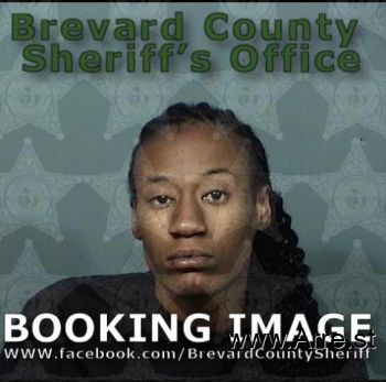 Renaja D Davis Mugshot