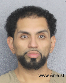 Roberto Josue Fernandez Mugshot