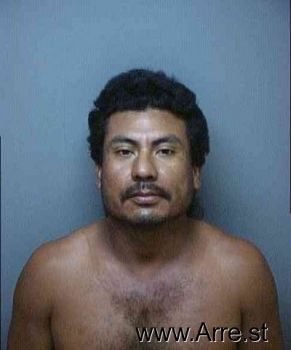 Roberto  Ochoa-canales Mugshot