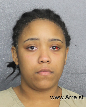 Robin Saundraya Chambers Mugshot