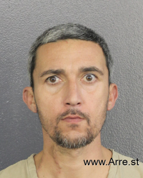 Ronald J Hernandez Mugshot