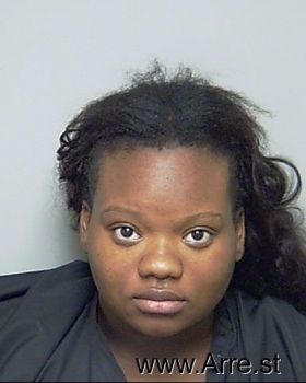 Ronnesha L Hagans Mugshot