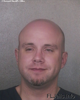 Scott W Henry Mugshot