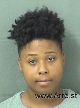 Shauntae Diamond Baker Mugshot