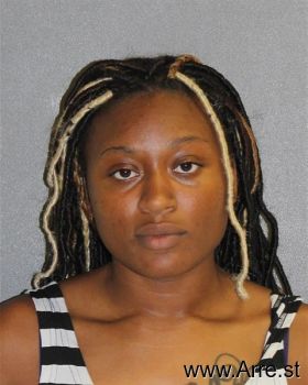 Salimah  Mccann Mugshot