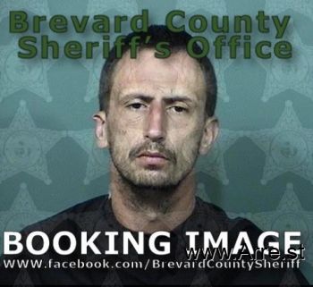 Sean Thomas Bender Mugshot