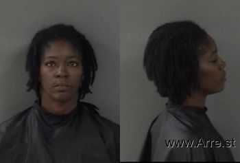 Shanearria Catrece Harris Mugshot