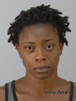 Sheena Quintetia Fenderson Mugshot