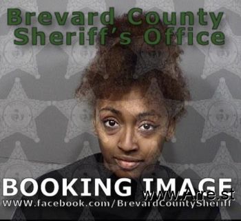 Simone Elise Smith Mugshot