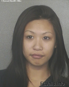 Thuynhu  Nguyen Mugshot