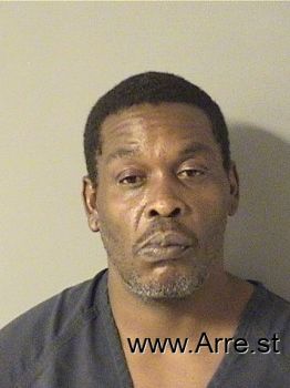 Travis D Thomas Mugshot