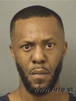 Treyvis Jamal Brown Mugshot