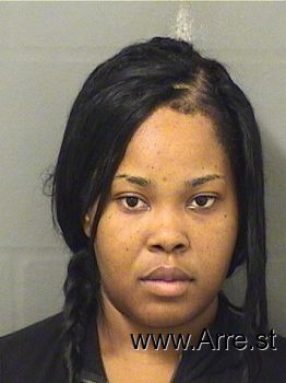 Tamika Amandadenice Robinson Mugshot