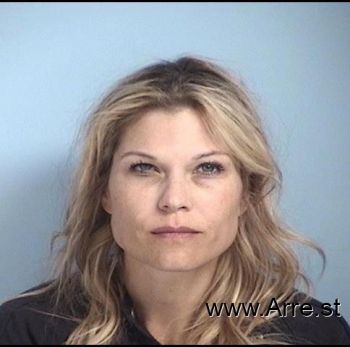 Tara Elizabeth Leary Mugshot