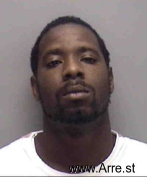 Travis Devon Dennis Mugshot