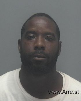 Travis Devon Dennis Mugshot