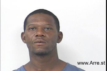 Travis Sharod Walker Mugshot