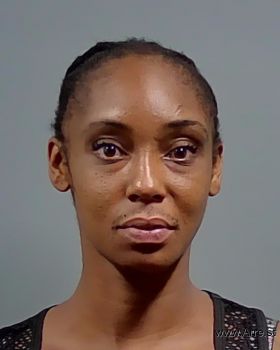 Vanessa Raesuan Brown Mugshot