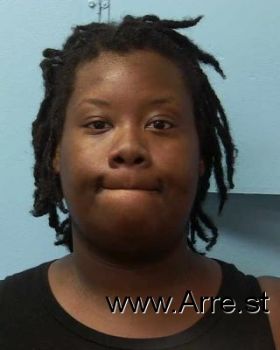 Venteria T Porter Mugshot