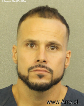 Wilfredo  Perez Mugshot