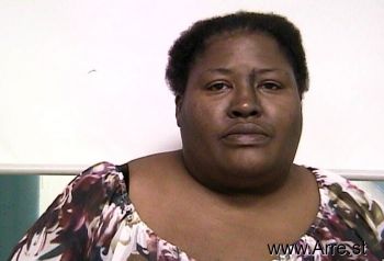 Yolanda Dealcon Jones Mugshot