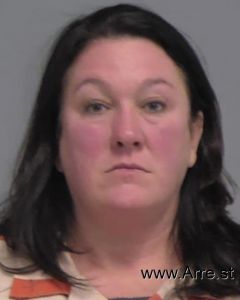 Amanda Batten Arrest Mugshot