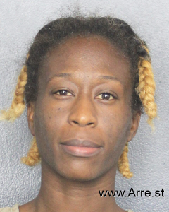 Arian Lundy Arrest Mugshot