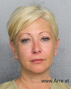 Danielle Mahan Arrest Mugshot