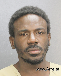 Deangelo Veus Arrest Mugshot