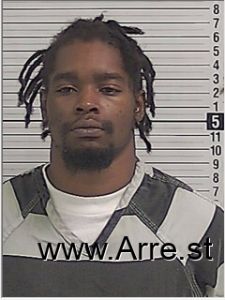 Jacquis Linton Arrest Mugshot